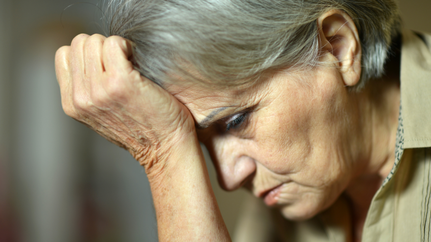 Solidão e isolamento social pode aumentar os riscos de doenças cardiovasculares em mulheres